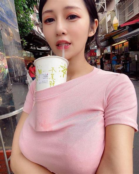 Hot girl để ngực trần mặc tạp dề phong cách nóng bỏng nhức mắt Người đẹp Việt Giải Trí