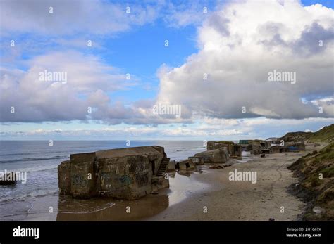 Blick Auf Weltkrieg Bunker Am Strand Fotos Und Bildmaterial In Hoher