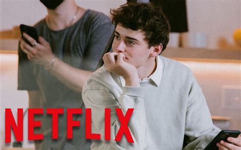 Netflix Dedica Mensaje Noah Schanpp Tras Declararse Gay Grupo Milenio