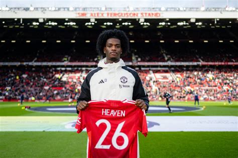 Where Ayden Heaven Sits In Man United Pecking Order As Ruben Amorim