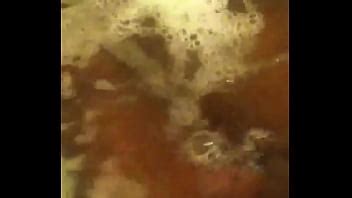 Una polla en la bañera XVIDEOS