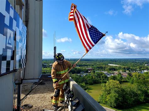 AFRL Sensors Directorate holds 9/11 memorial stair climb > One AFRL – One Fight > Article Display