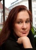 Naked Petra Lustigová in Poutníci