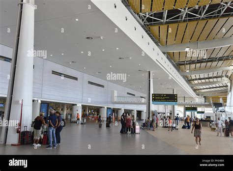 Faro Airport Hi Res Stock Photography And Images Alamy