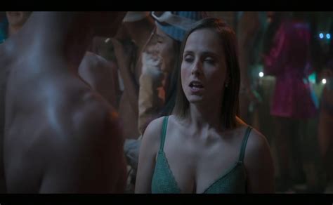 Pauline Chalamet Alyah Chanelle Scott Amrit Kaur Underwear Scene In The Sex Lives Of College