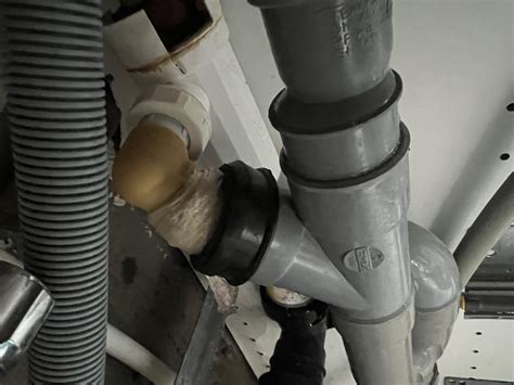 Leaking sink connections : r/Plumbing