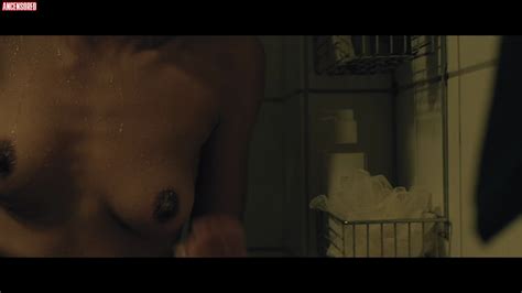 Naked Philypa Phoenix In Clich