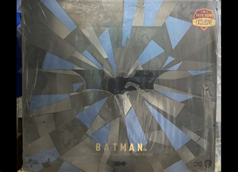 Ready Hot Toys MMS697 WB 100 Exclusive 1 6 BATMAN Toys Buying Agent
