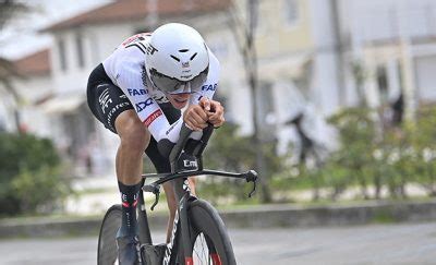 Tirreno Adri Tico Juan Ayuso O Mais R Pido Na Crono De Abertura