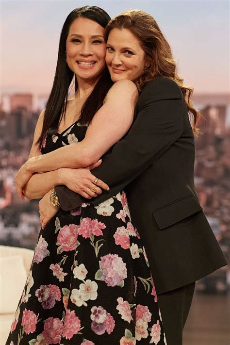 Lucy Liu Took Nude Portraits Of Drew Barrymore During Charlie S Angels