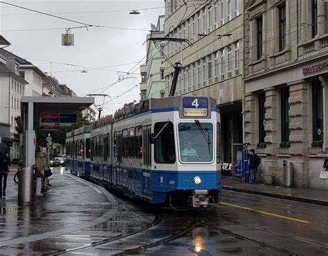 Linie 11 Wagennummer 2037 Oberstrass Beim Opernhaus Bahnbilder De