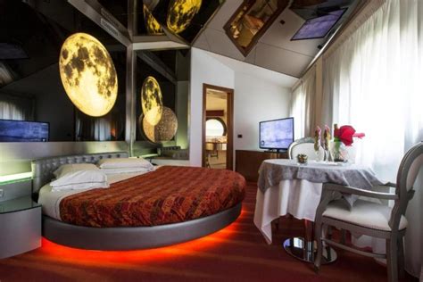 10 Hotel Con Camere A Tema In Lombardia HotelATema