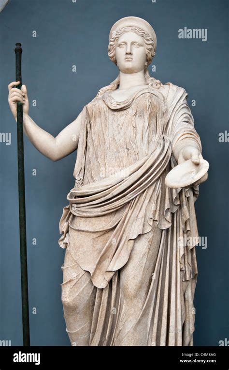 Statue der Gottheit / Borghese Hera / in den Museen des Vatikan ...