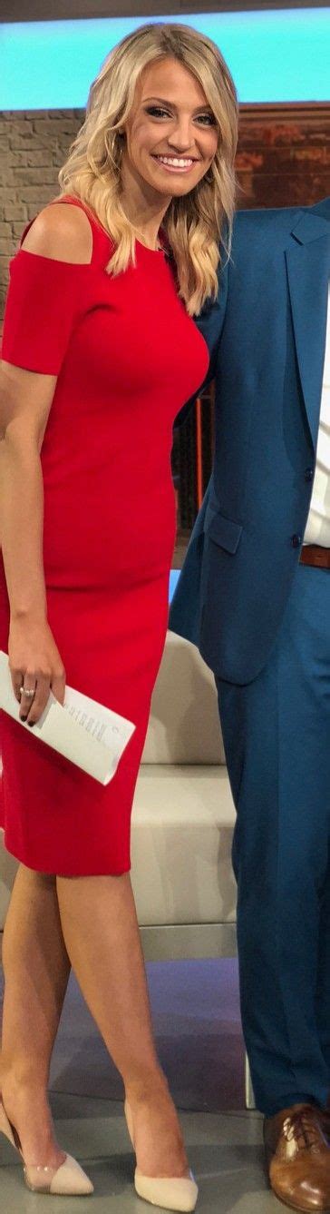 Pin By James Sumner On Beautiful Females Beautiful Celebrities Hot Dress Beautiful Women