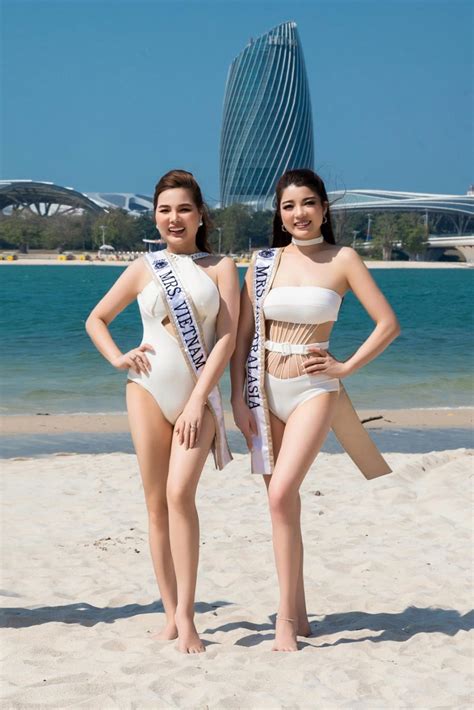 Hoa hậu Ngọc Trang rạng ngời thả dáng bikini cùng dàn thí sinh Mrs Globe 2024 Tạp chí