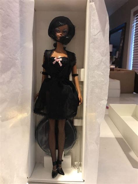 Barbie Fashion Model Lingerie Silkstone Nrfb