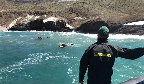 Muere El Patrón De Un Barco Hundido Mientras Faenaba En La Costa De