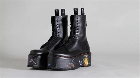 R13 Double Stack Boot Black With Floral Platform