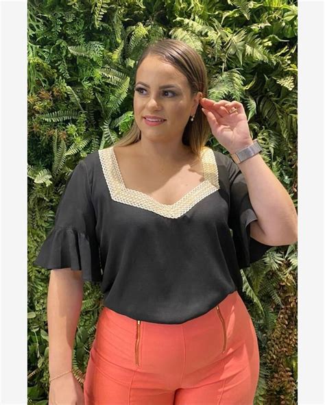 Riachuelo Blusa Plus Size Macramê