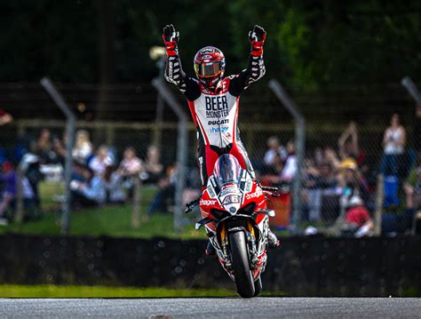 Brands Hatch Bsb Tommy Bridewell Arthur Devlin Flickr