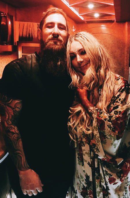 Maria Brink Biography - Boyfriend, Son Age, Pregnant, Mother, Net Worth ...