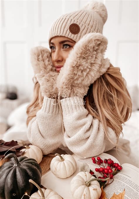 Rukavice s kožušinkou Freezing nude Eshop Andzela