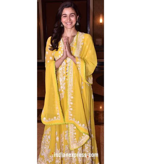 Raazi success party: Alia Bhatt’s butter yellow anarkali is ideal for a ...