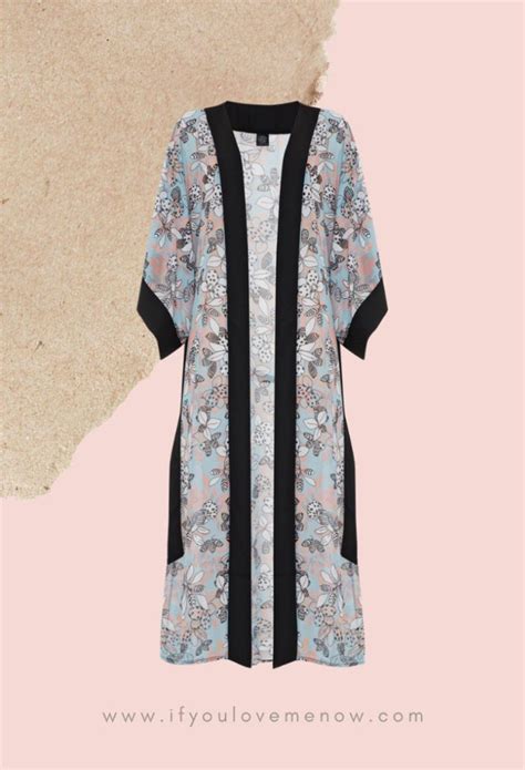 Buse Terim Bikini Ve Mayo Trendleri