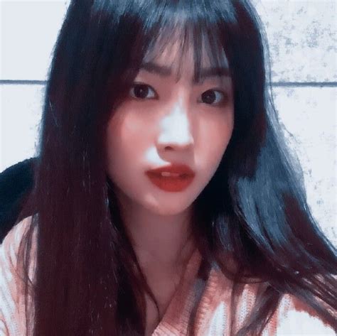 ᵎ 𝐃𝐄𝐒𝐂 aesthetic icon everglow e u sihyeon mia onda aisha