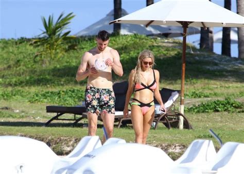 Una Healy Sexu Bikini Photos The Fappening