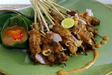 Sate Ayam Khas Madura Sashy Little Kitchen Food And Travel Blogger