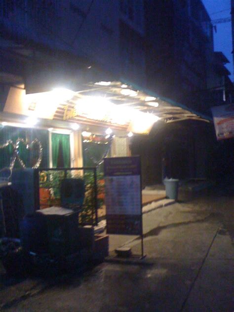 Pailin Massage バンコク サパンクワイ 本格マッサージ整体スパ World Gay Guide