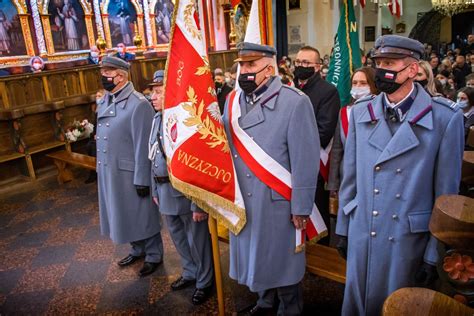 Msza Za Ojczyzn Mecz Pi Karski I Wyst Py Artystyczne Tak Kra Nik