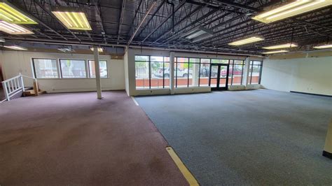 Shipping and Printing Services at The UPS Store Fairport Village 18