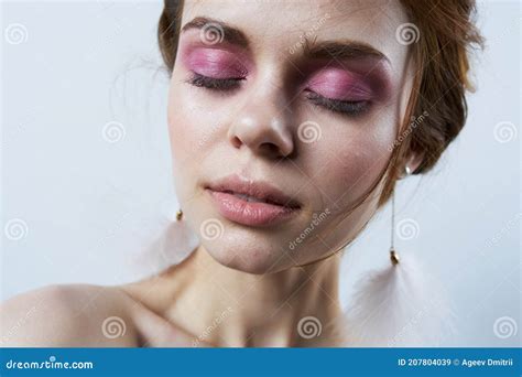 Woman With Closed Eyes Naked Shoulders Bright Makeup Luxury Close Up Stock Image Image Of