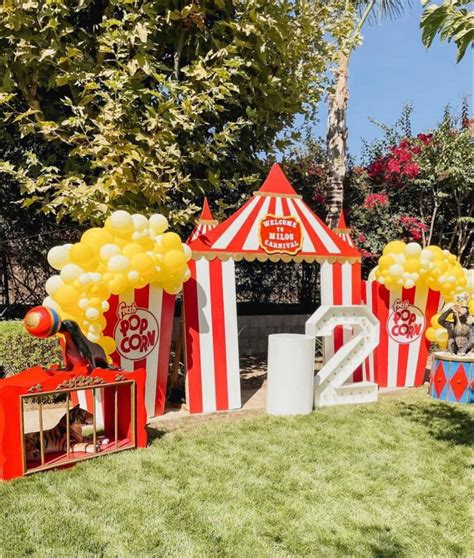 Pin on ديكورات بالونات | Circus birthday party theme, Carnival themed