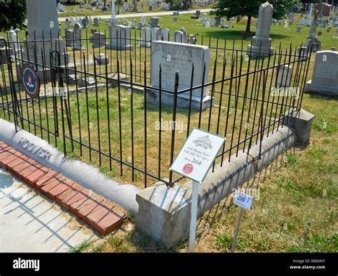 Grave of J. Edgar Hoover and his family in the Congressional Cemetery ...