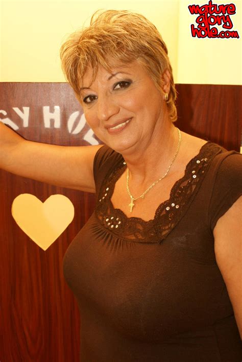 This Cockhungry Mature Slut Gets A Special Surprise Porn Pictures XXX Photos Sex Images