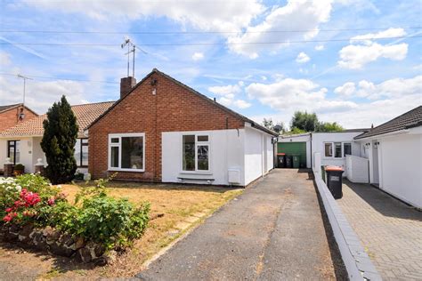 2 Bed Semi Detached Bungalow For Sale In Poplar Close Leighton Buzzard