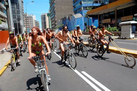 The World Naked Bike Ride CARFREE BLOGOSPHERE
