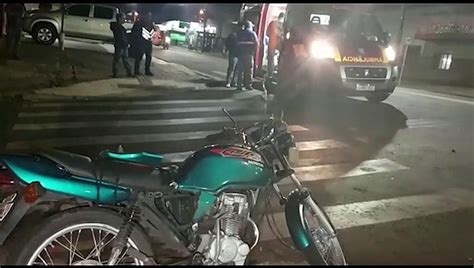 Motociclista Fica Ferido Ao Se Envolver Em Acidente Caminh O No