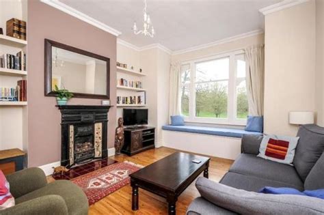 Property Valuation 35 Emmanuel Road London Lambeth SW12 0HH The