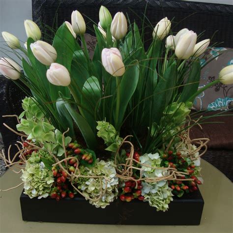 hermosos arreglos florales  tulipanes arreglos florales