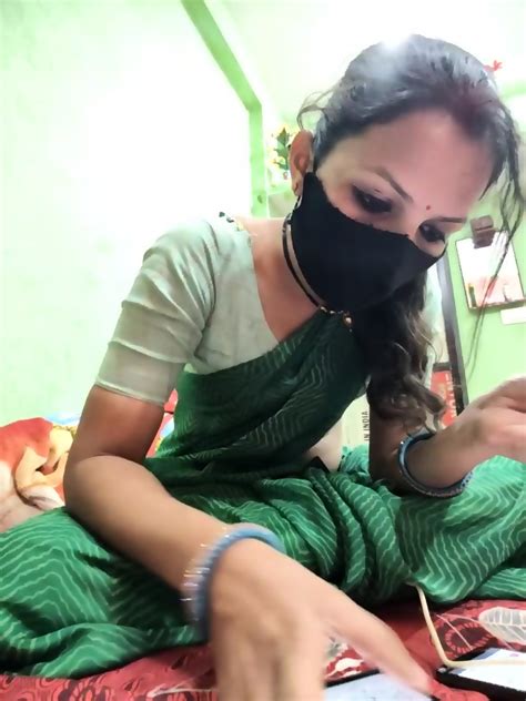 Miss Madhvi NUDE STRIPCHAT