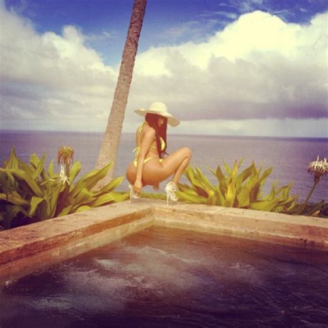 Nicki Minaj Bikini 2 DrunkenStepFather