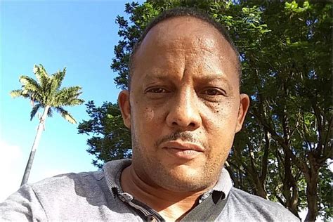 Le Journaliste Reporter dImages de Martinique 1ère Olivier Nicolas