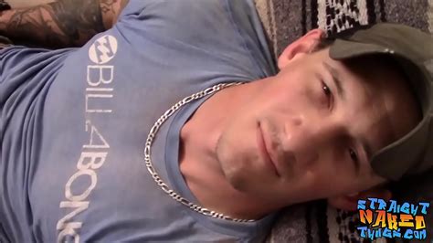 Hunky Tatuado Hetero Danali Youkon Se Corre En Su Mano En Solitario XVIDEOS