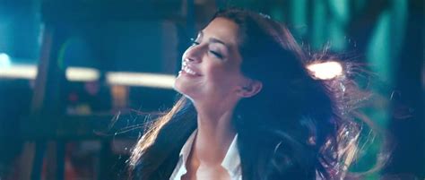 Naked Sonam Kapoor In I Hate Luv Storys