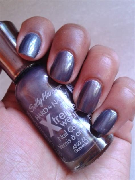 Sally Hansen Hard As Nail Xtreme Wear Nail Color Gunmetal Review NOTD