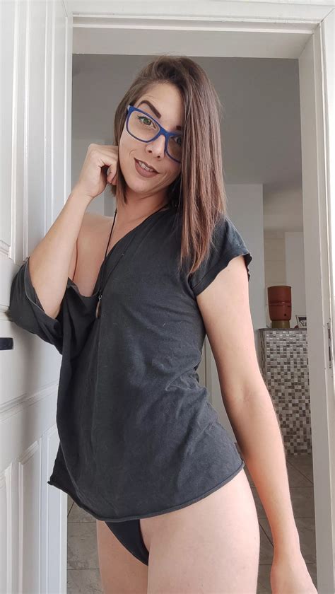 Beautiful And Cute With These Glasses Nudes GirlswithGlasses NUDE PICS ORG